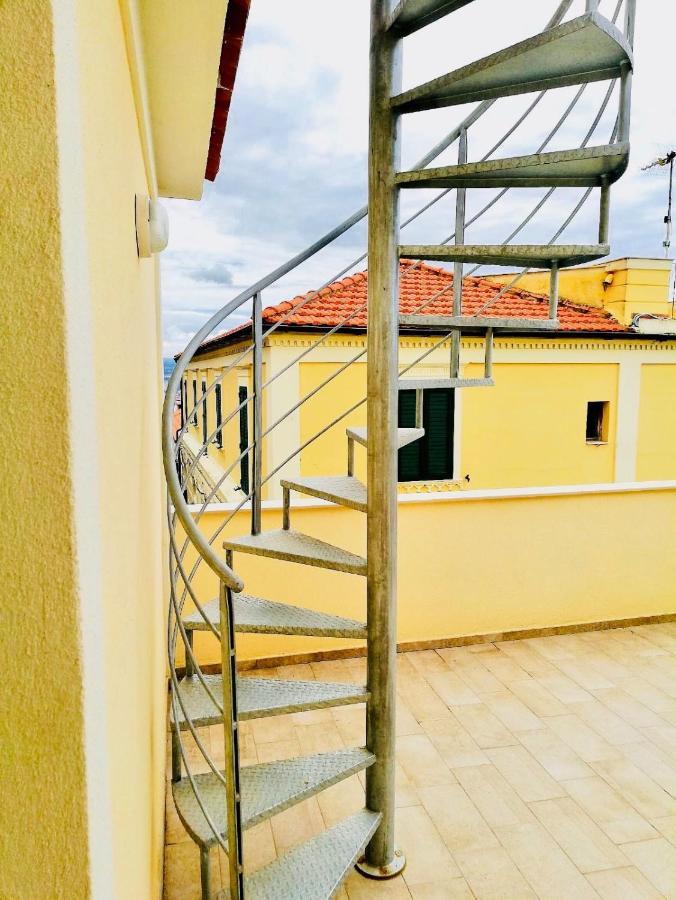 Residence Nina Пицо Екстериор снимка
