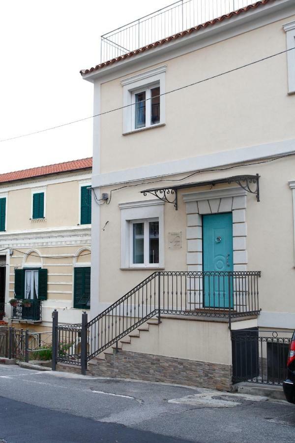 Residence Nina Пицо Екстериор снимка